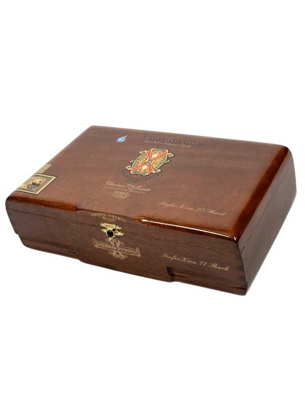 Fuente Fuente OpusX PerfecXion No. 77 Shark