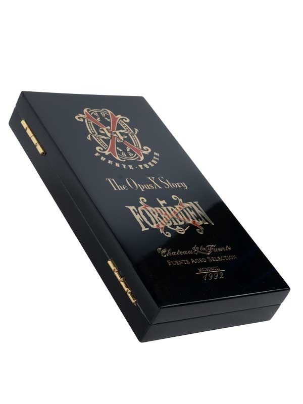 Fuente Fuente OpusX Story Black