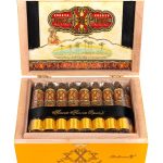 Fuente Fuente OpusX Oro Oscuro Belicoso XXX