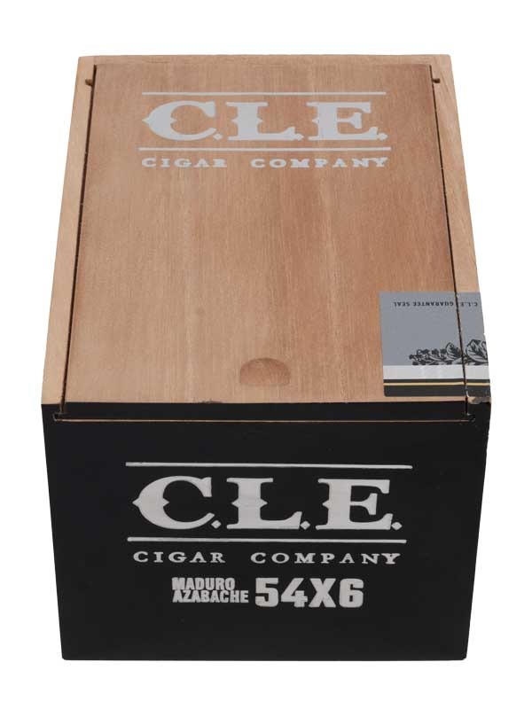 C.L.E. Azabache Maduro 54 x 6