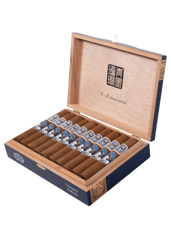 ChìMolly Dynasty Robusto