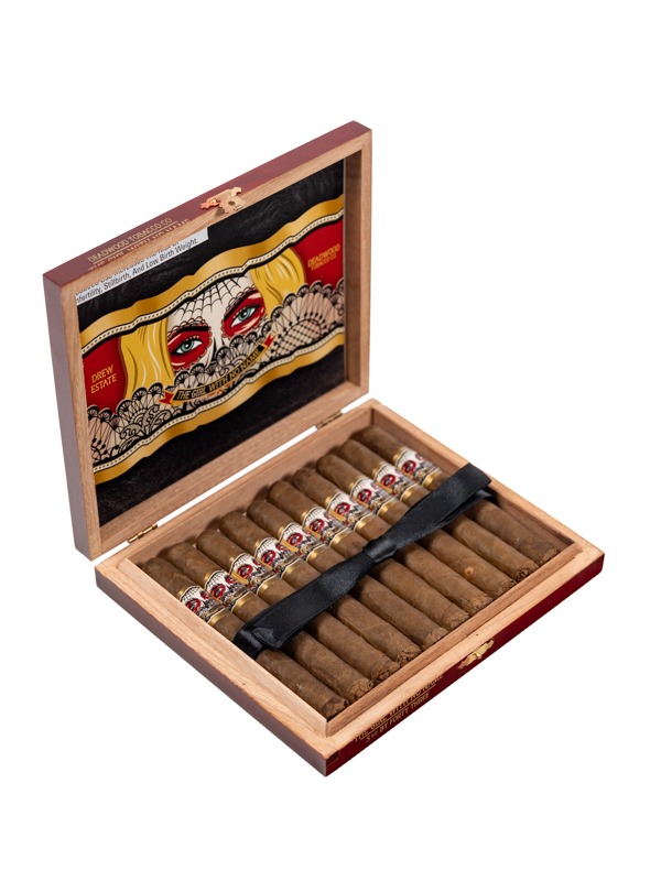 Deadwood Tobacco Co. The Girl With No Name Corona