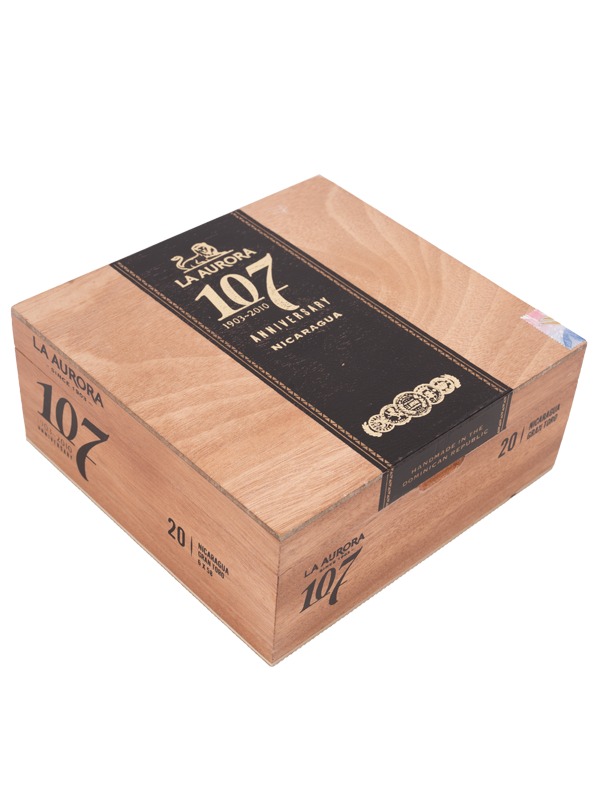 La Aurora 107 Nicaragua Gran Toro