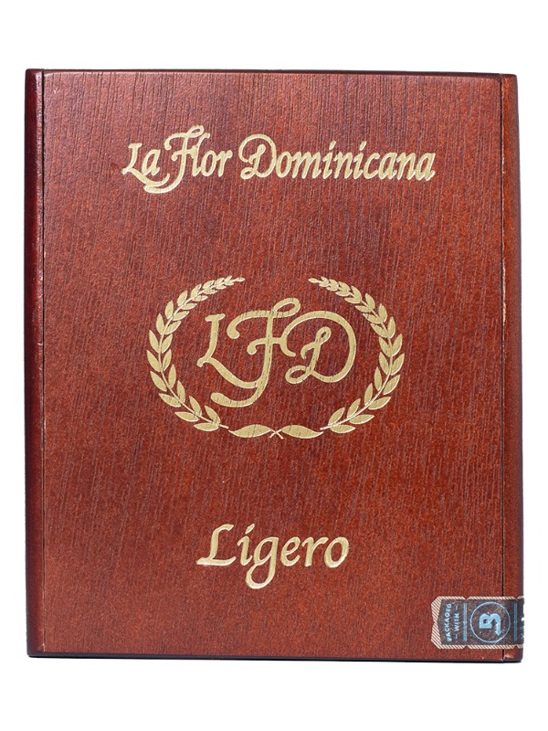 La Flor Dominicana Ligero L 400