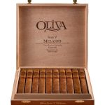 Oliva Serie V Melanio Churchill