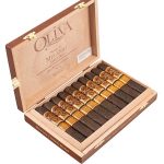Oliva Serie V Melanio Maduro No. 4