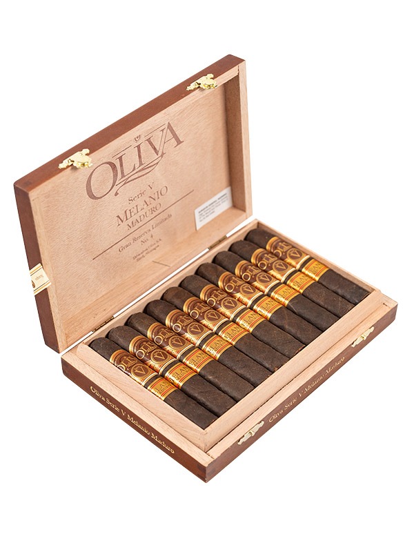 Oliva Serie V Melanio Maduro No. 4