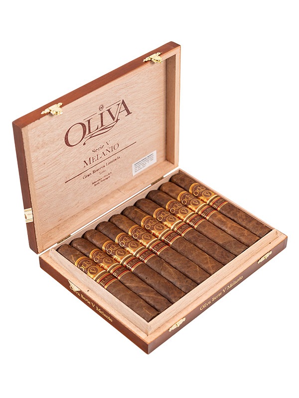 Oliva Serie V Melanio Toro