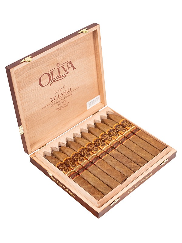 Oliva Serie V Melanio Torpedo