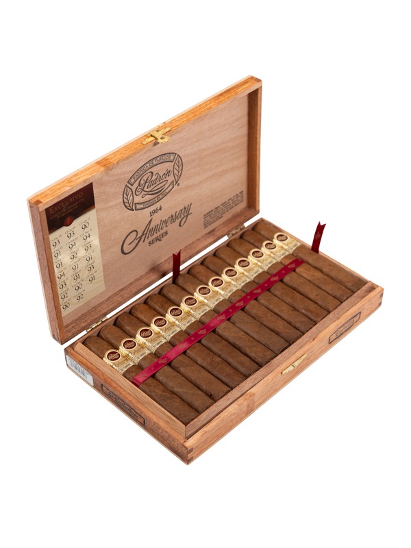 Padron 1964 Anniversary Series Exclusivo Natural