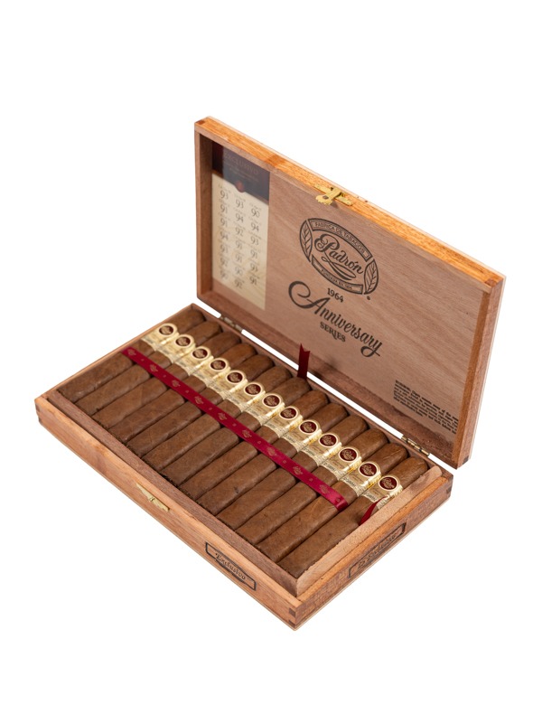 Padron 1964 Anniversary Series Exclusivo Natural