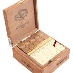 Padron 1964 Anniversary Series Soberano Natural