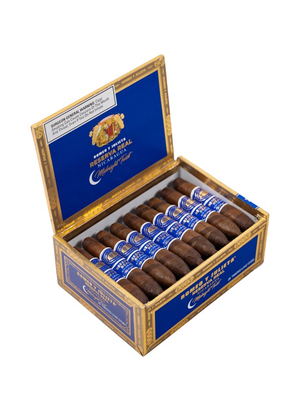 Romeo y Julieta Reserva Real Nicaragua Midnight Twisted Love Story