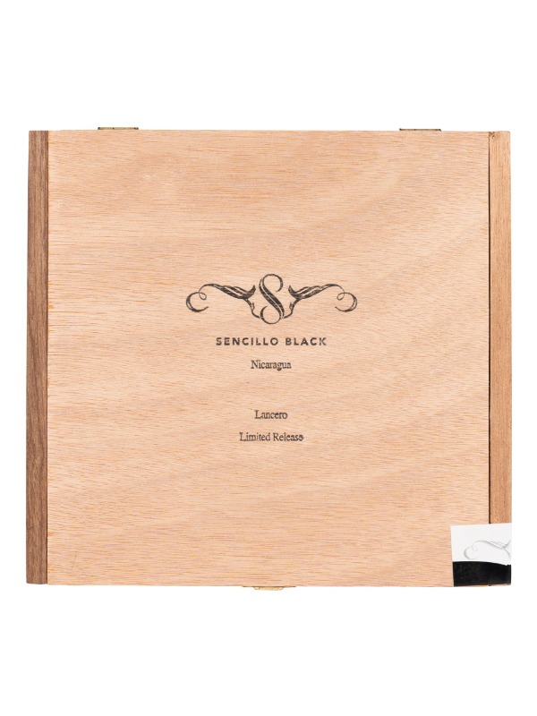 Sencillo Black Lancero