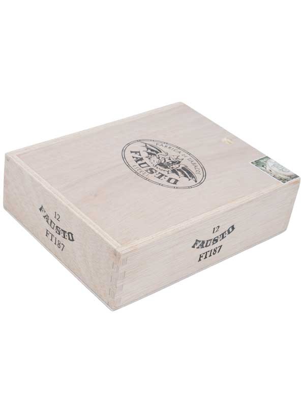 Tatuaje Fausto FT187