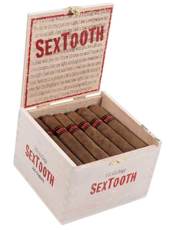 Tatuaje SexTooth Holiday