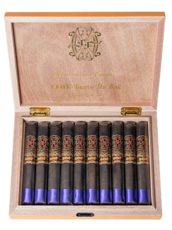 FFOX “Heaven and Earth” Tauros the Bull Maduro