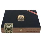 Foundation Aksum Maduro Toro