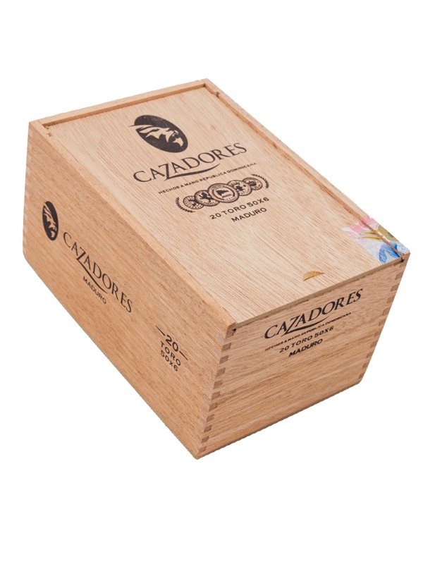 La Aurora Cazadores Maduro Toro