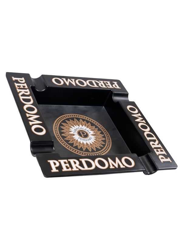 Perdomo’s Signature Series Ashtray Kit