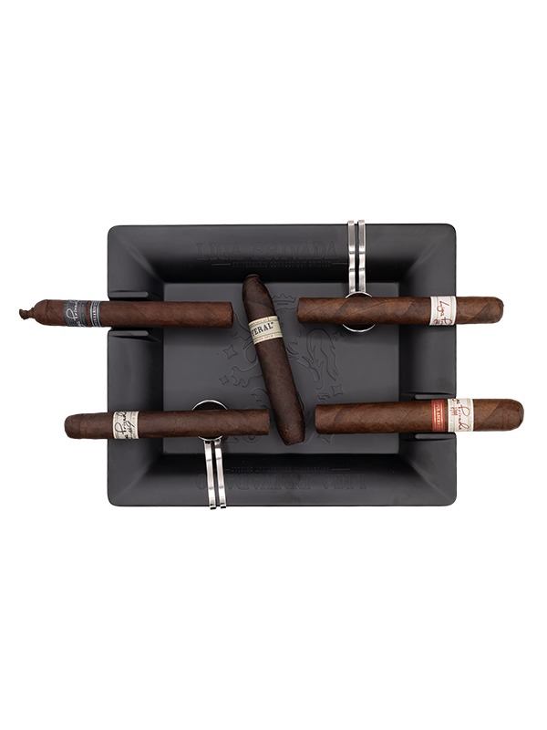 Liga Privada Event Exclusive Ashtray Kit